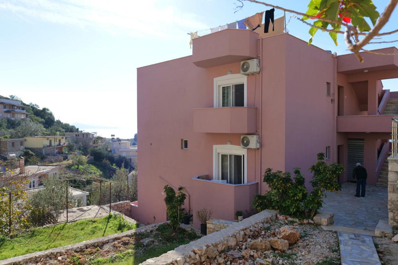 Pink Holiday Sarandë 外观 照片