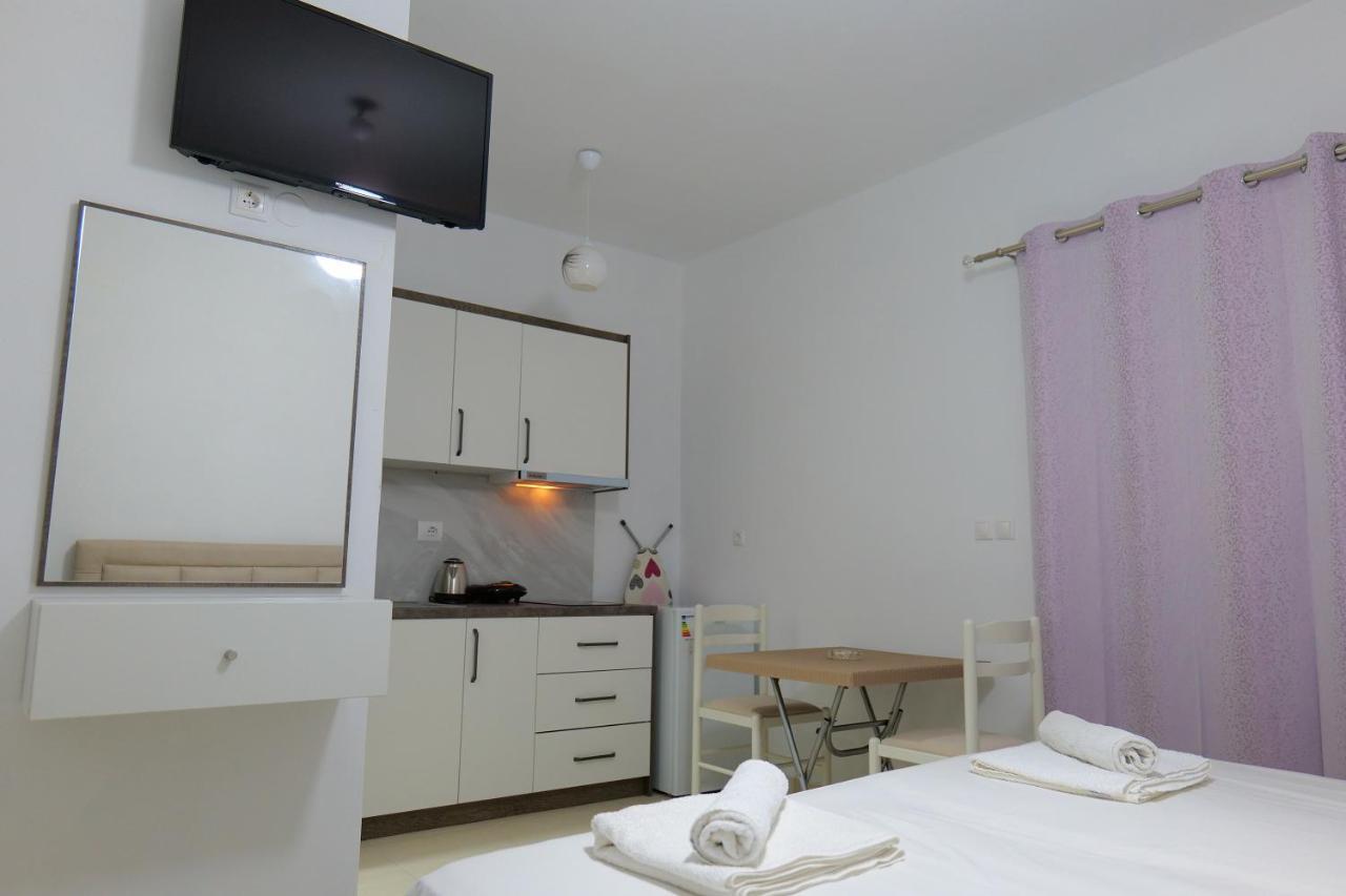Pink Holiday Sarandë 外观 照片